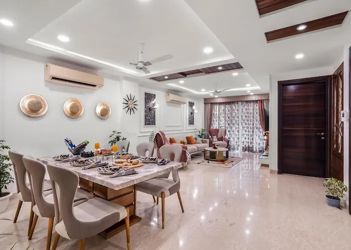 Pentagon - 5 Bedroom Apartment Saket, South Delhi