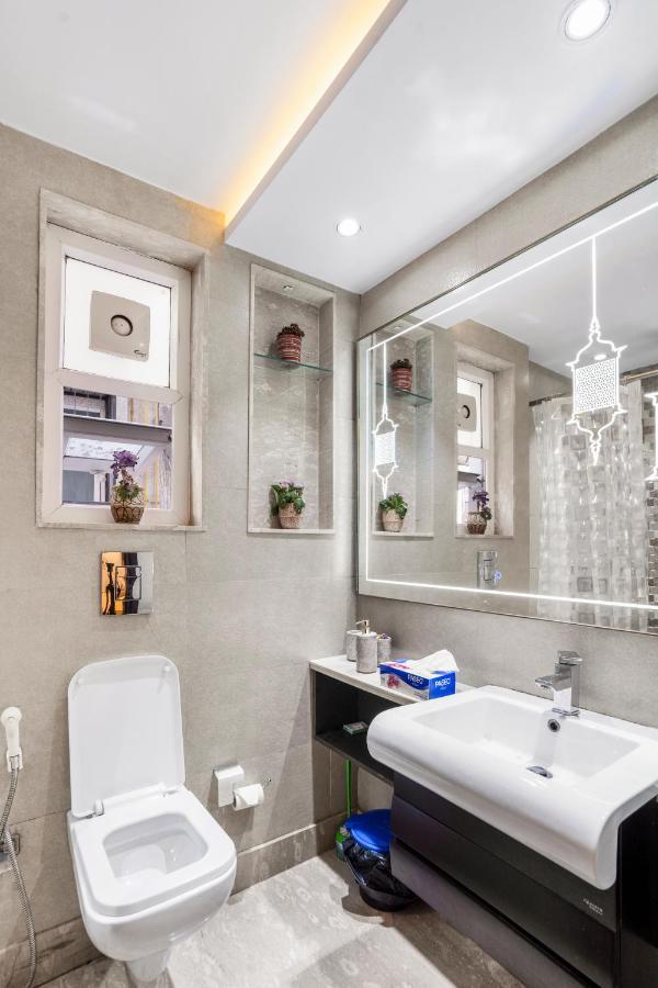 Apartment Pentagon - 5 Bedroom Saket, South Delhi *