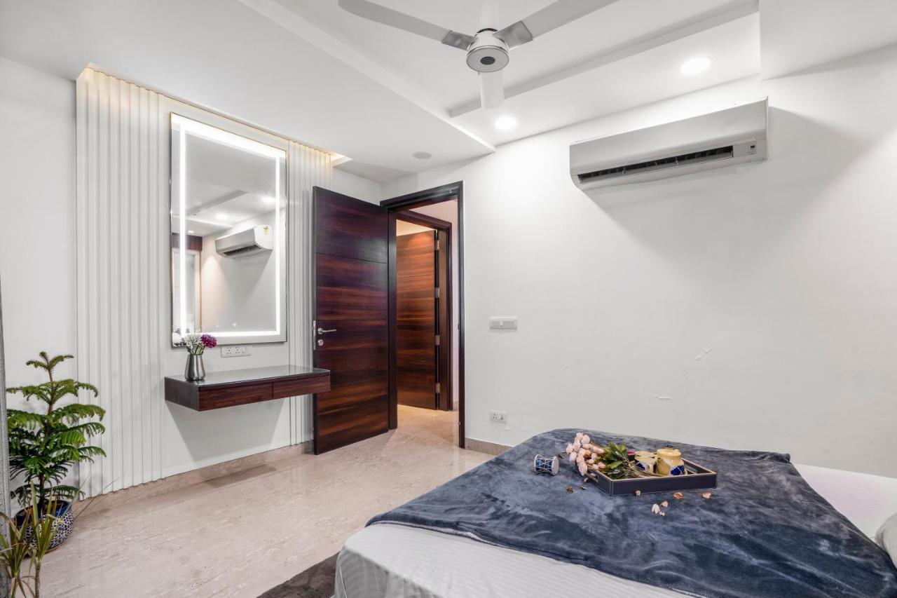Pentagon - 5 Bedroom Saket, South Delhi New Delhi