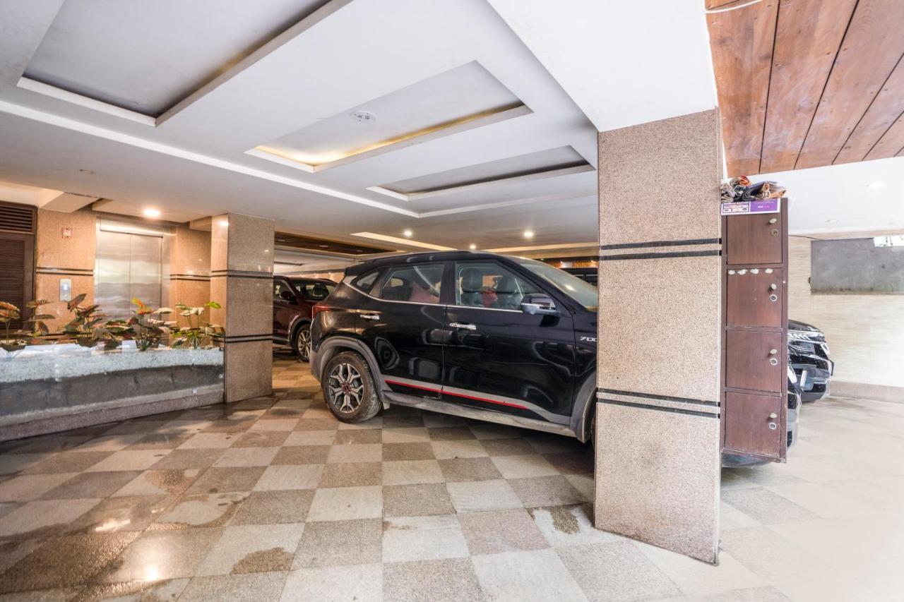 Pentagon - 5 Bedroom Saket, South Delhi Apartment
