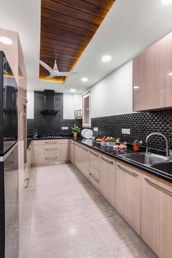 Pentagon - 5 Bedroom Saket, South Delhi *