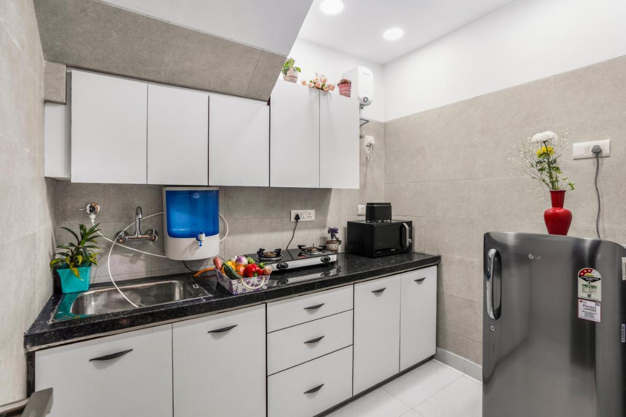 Pentagon - 5 Bedroom Saket, South Delhi Apartment